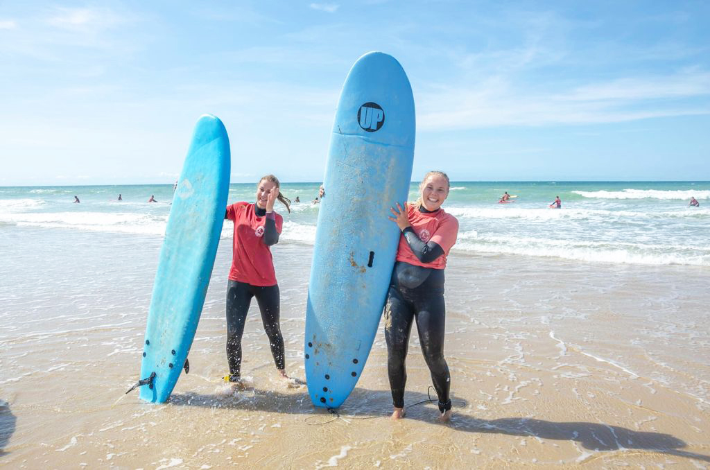 Surf　–　Course　160€　de　Surf　Escuela　en　Days　Palmar　–　El